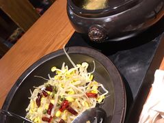 -云海肴·汽锅鸡·云南菜(天山百盛优客店)
