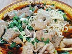 -胥佳烧鸡公牛肉面馆