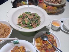 -绿草地·湘菜(7mall店)