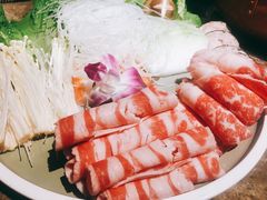 -三人行骨头王火锅(长寿店)