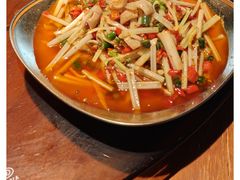 -三叔特色自贡菜(中海国际店)