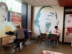 大堂-麦当劳(武商建二店)