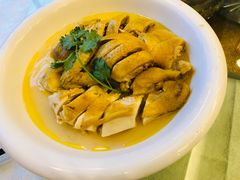 -东豪园林海鲜酒家(南港路辅路店)