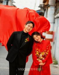 -雪中彩影婚纱摄影·微光艺术中心