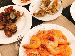 -东方红海鲜百汇(国际大厦店)