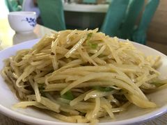 -牛八碗回族食堂(盈江路店)