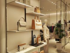 -王府井奥莱临潼小镇(临潼店)