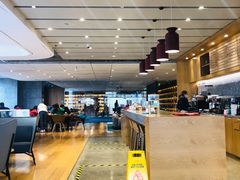 -蔚来中心(北京中关村店)