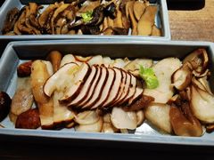 见手青-蘑界·野生菌火锅(深业上城店)