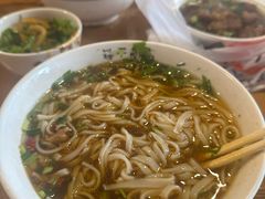 -矮子粉店1985·长沙米粉(湘春路店)