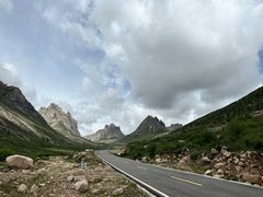 -莲宝叶则景区