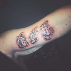 -JOKER TATTOO STUDIO乔克纹身