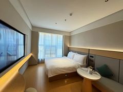 -全季酒店(深圳会展中心岗厦地铁站店)