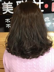 -镁连社·美联社