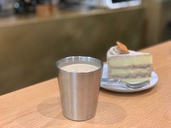 拿铁咖啡-Au Cafe&Roastery(华侨城店)