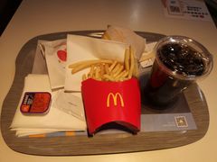 -麦当劳(卫星广场店)
