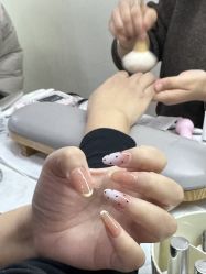 -瞧·享轻奢美甲美睫