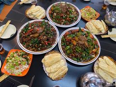 -郑小二山东特色炒鸡店(红小巷店)