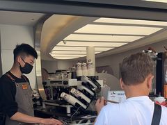 -YOLO COFFEE(深房广场店)