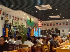 大堂-申德勒加油站餐厅(三里屯北小街店)