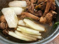 -芳村榕树头叹佬鸡煲(体育西店)