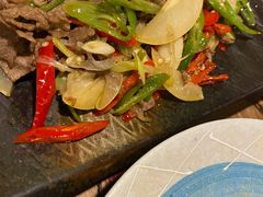 酸木瓜炒牛肉-紫滇源云南生态菜(丹凤街店)