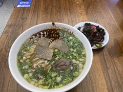 -小灶派· 地道兰州牛肉面(宏发大厦店)