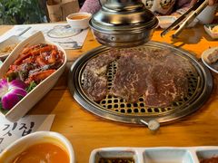 -唯成•韩国炭火烤肉 유성고기