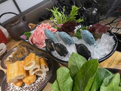 -湊湊火锅·茶憩(杭州湖滨银泰in77店)