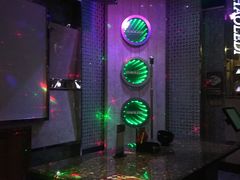 -好乐迪(张扬路八佰伴店)
