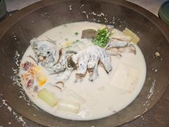 鲜潭蒸汽石锅江团鱼-鲜潭蒸汽石锅鱼(五道口购物中心店)
