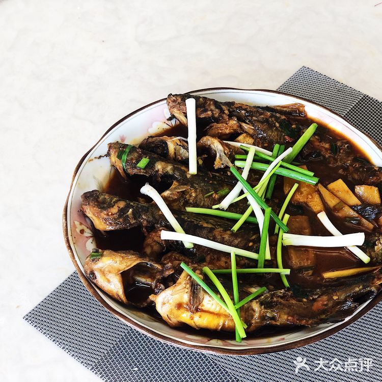 美味简单宴客菜之红烧黄辣丁