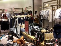 -URBAN REVIVO(佛山南海万达广场店)