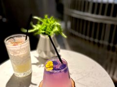 -Oasis Bar & Grill