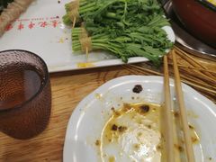 -袁记串串香(泉水轻轨站店)