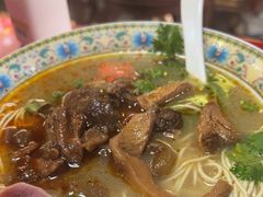 -金杨拉面王小吃面馆·牛三宝面·红烧牛肉粉