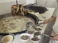 -铁军鲜羊肉汤