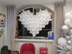 -艺鸣气球派对·生日惊喜宝宝宴·求婚订婚·表白婚房布置