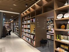 -茑屋书店(天目里店)