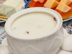 -广信牛奶甜品世家(台东店)