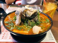招牌炸酱小锅米线-肥汁米蘭香港米线(宁波路总店)