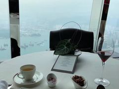 靠窗位-天龙轩(香港丽思卡尔顿酒店)