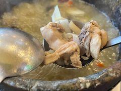 -鲁朗纳麦石锅鸡庄园