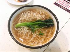 烧鸭汤米粉-龙记香港茶餐厅