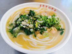 -文山荷鲜居(翠湖店)