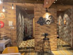 -玩坞轰趴馆·户外团建聚会主题生日派对馆(世豪广场店)