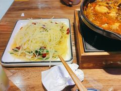 -滴水·湘逢(南汇大学城生活广场店)