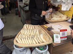 -眼镜粑粑