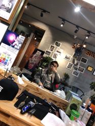 点击看大图 -MONE美发沙龙