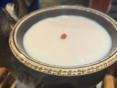 -老牌坊云南鱼豆花火锅(爱建店)